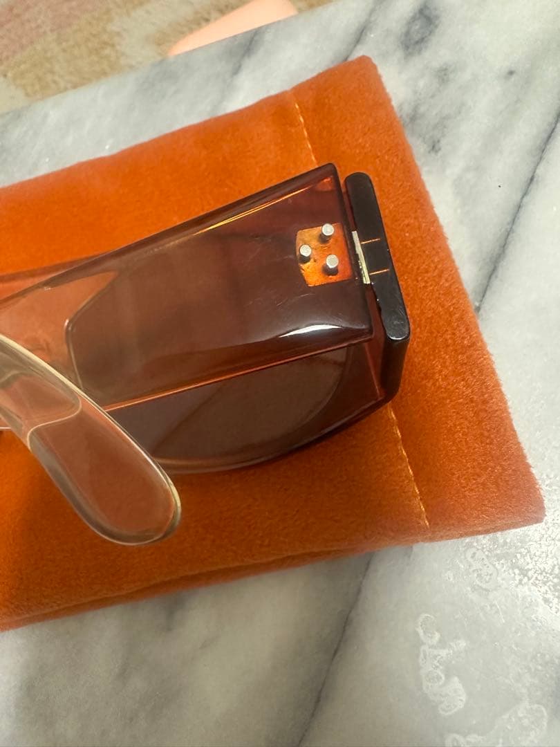 ブラウンオーバーサイズサングラス