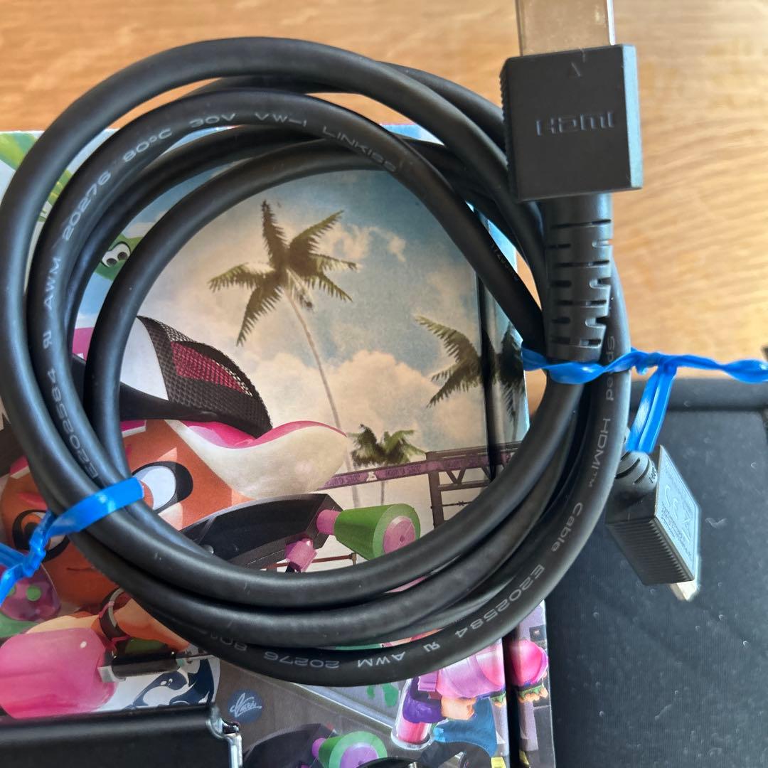 ニンテンドーSwitch （ソフト２つ付き）