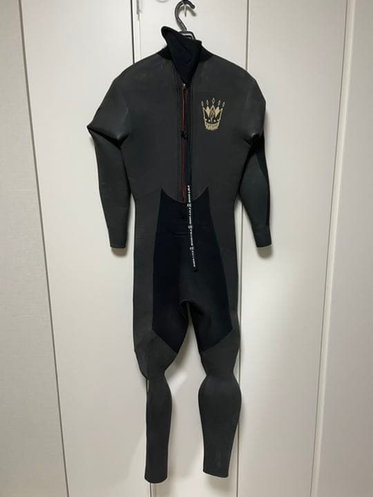 FUTURE ウエットスーツ　サイズ　メンズM