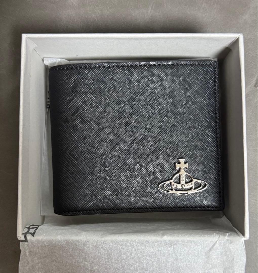 【ヴィヴィアンウエストウッド 】SAFFIANO PLAINMAN二つ折り財布
