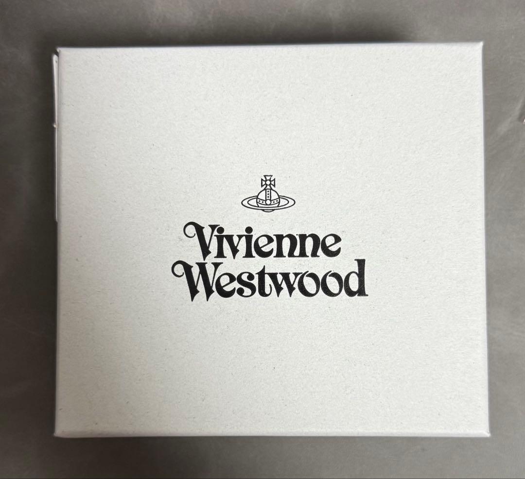 【ヴィヴィアンウエストウッド 】SAFFIANO PLAINMAN二つ折り財布