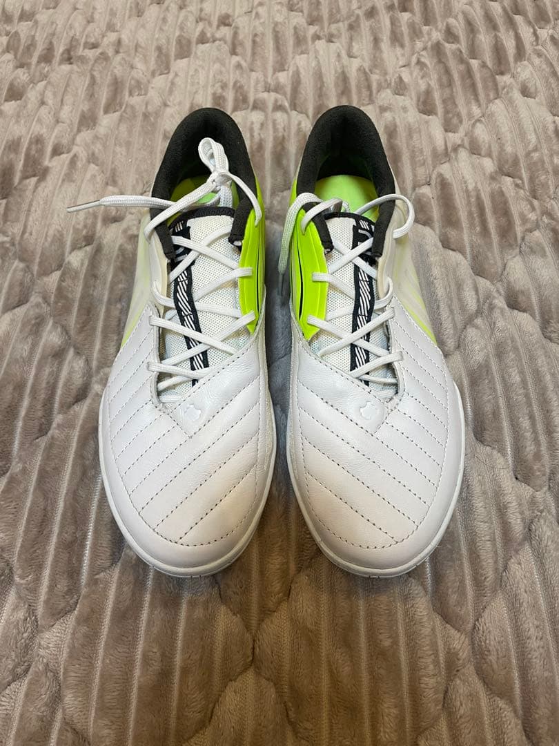 シューズ KIPSTA GINKA PRO FUTSAL 24.5