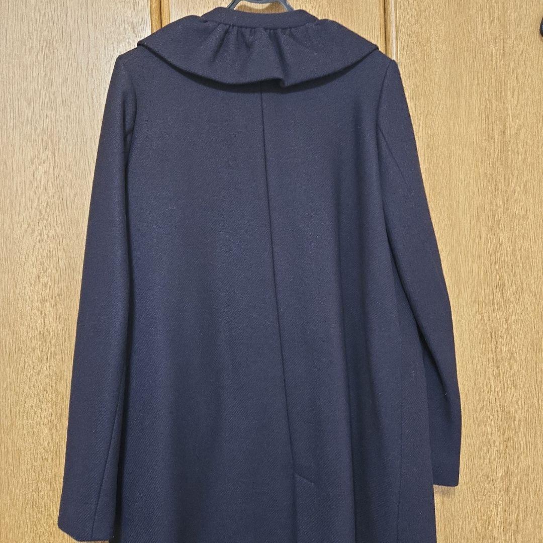 ボンポワン　ネイビー フリル襟　ウールコート