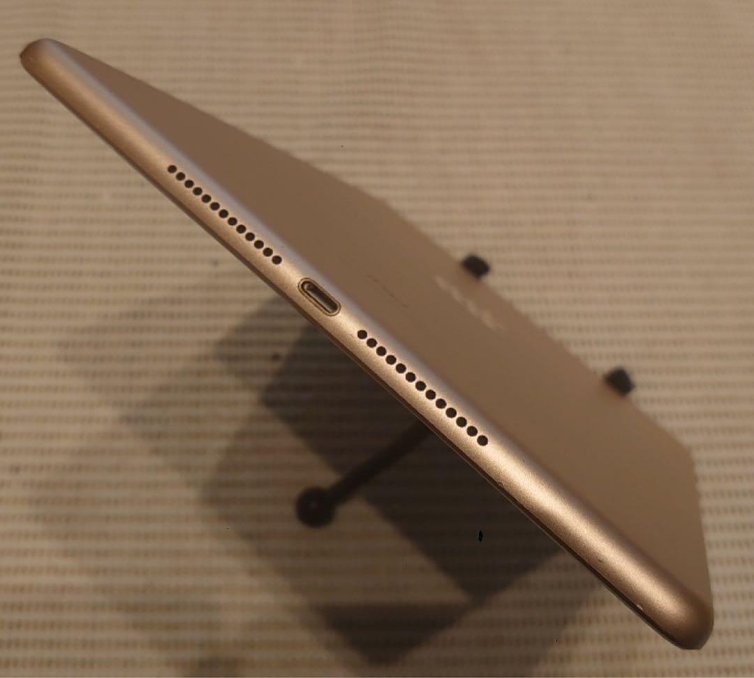 完動品iPad第6世代(A1893)本体128GBゴールド送料込RJMVT