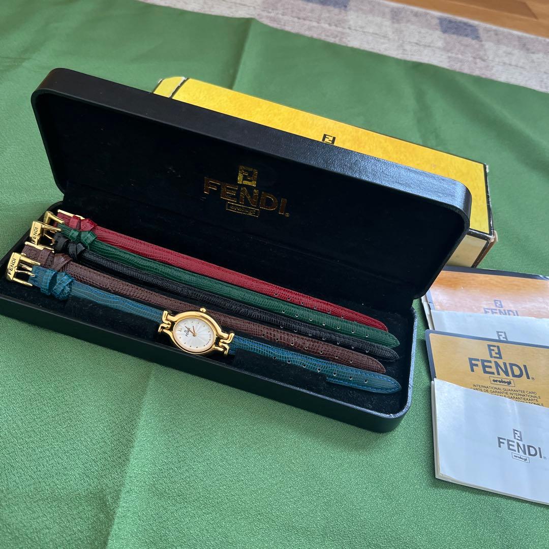 フェンディ　腕時計　替えベルト付き