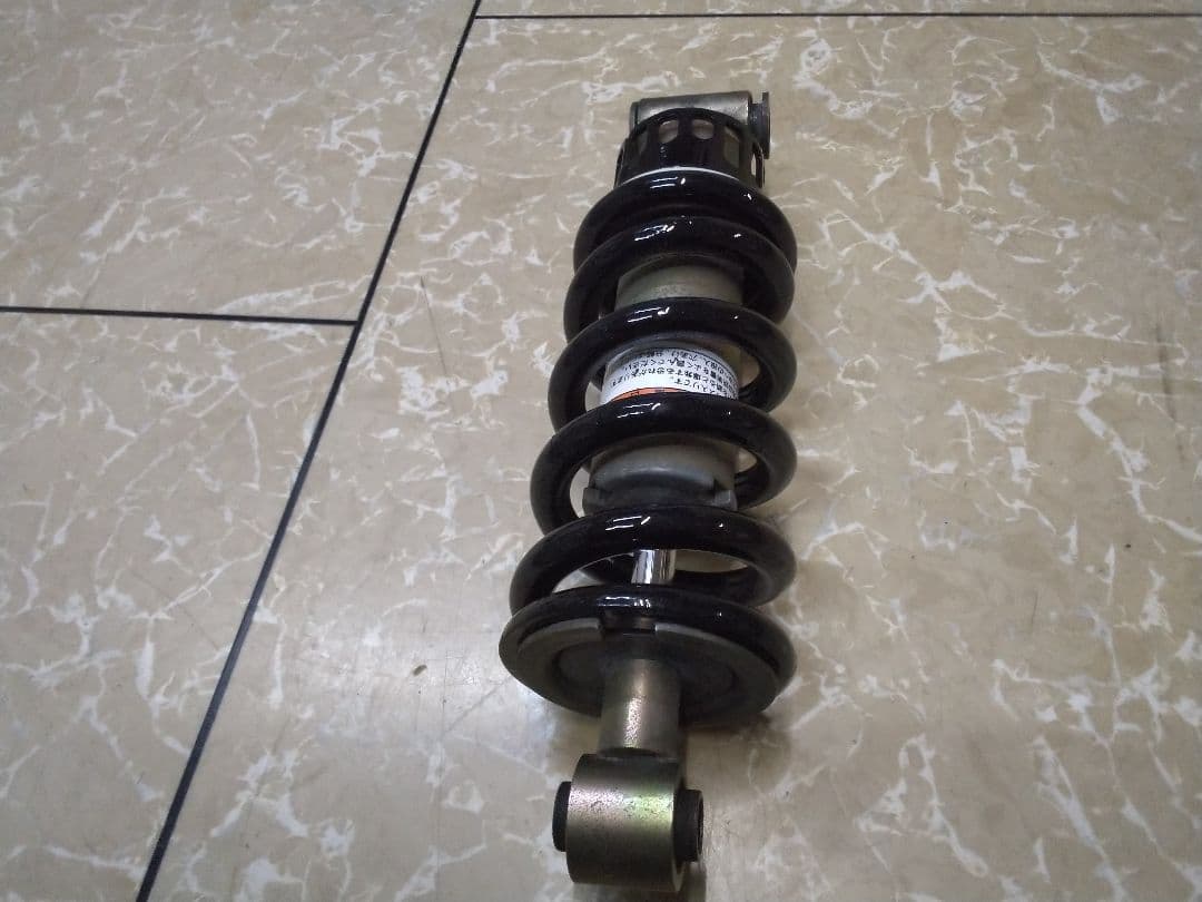 ドラッグスター４００　４ＴＲ　純正リアサスペンション