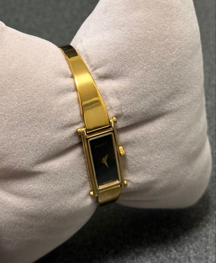 【稼動】 グッチ 腕時計 バングルウォッチ 1500 ゴールド
