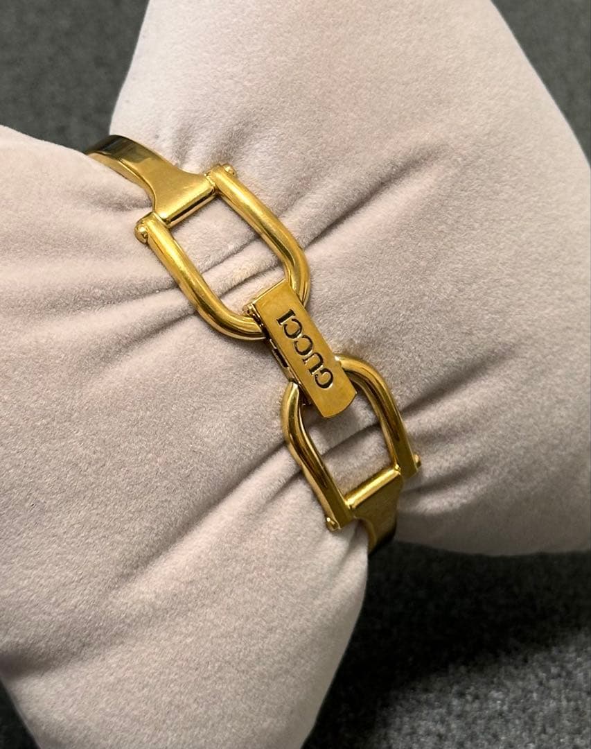 【稼動】 グッチ 腕時計 バングルウォッチ 1500 ゴールド