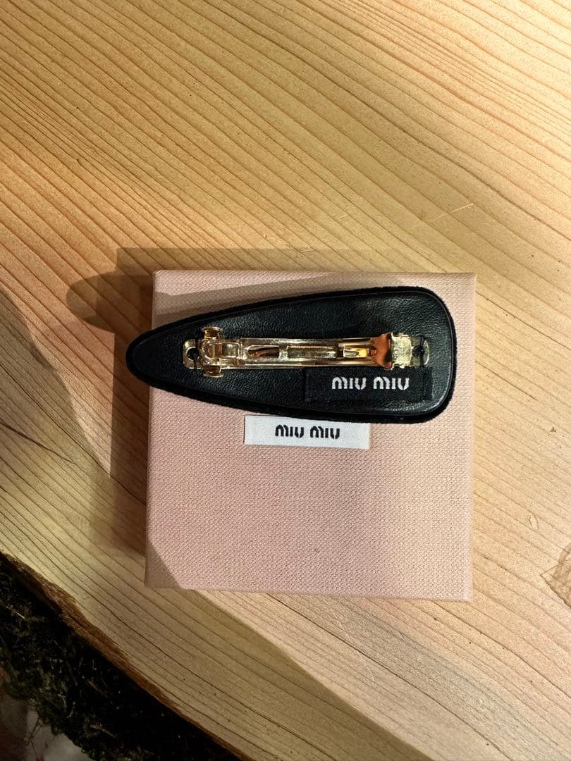 miumiu ミュウミュウ 51F092 ロゴ バレッタ ビジュー　ヘアピン