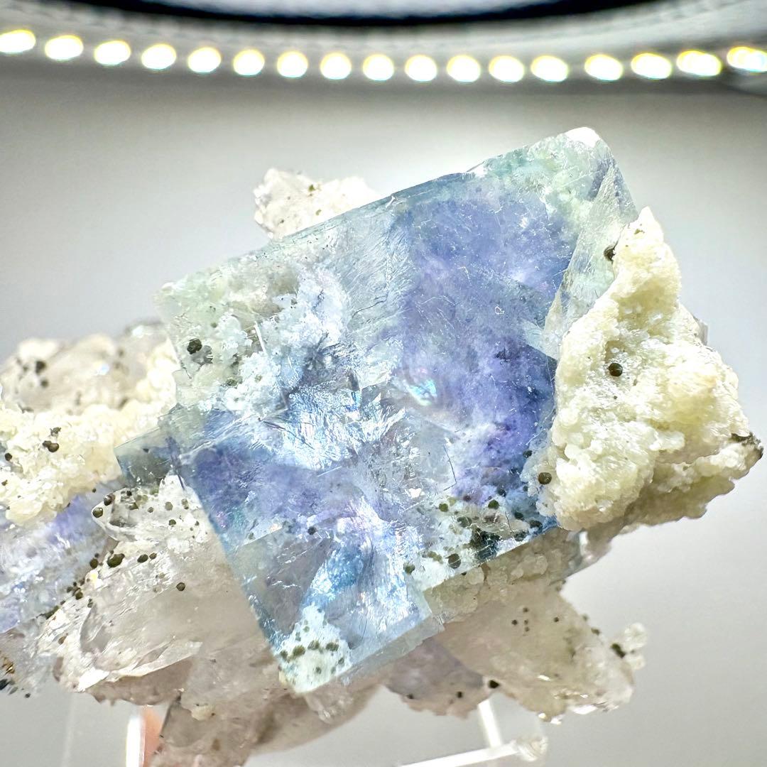 580 中国　ヤオガンシャン産　フローライト