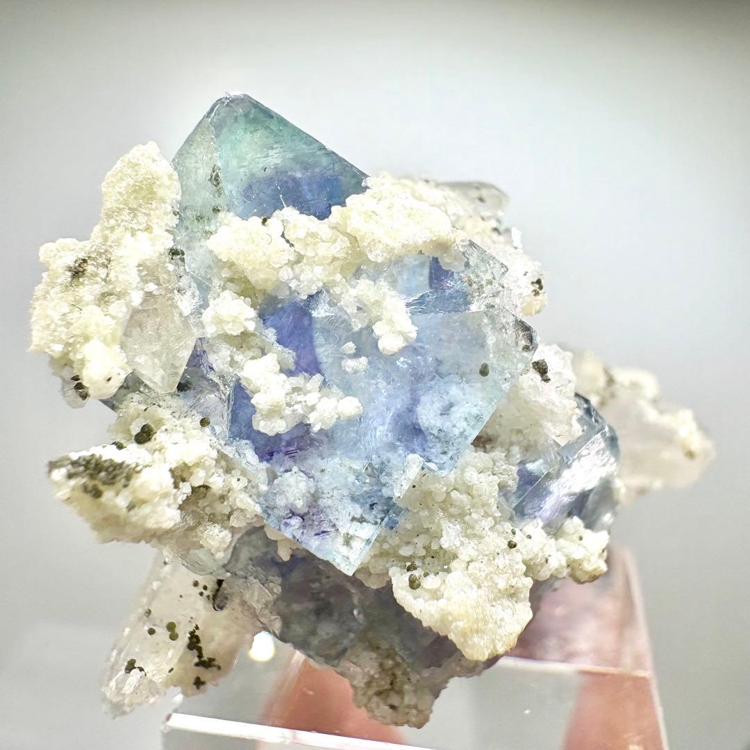 580 中国　ヤオガンシャン産　フローライト