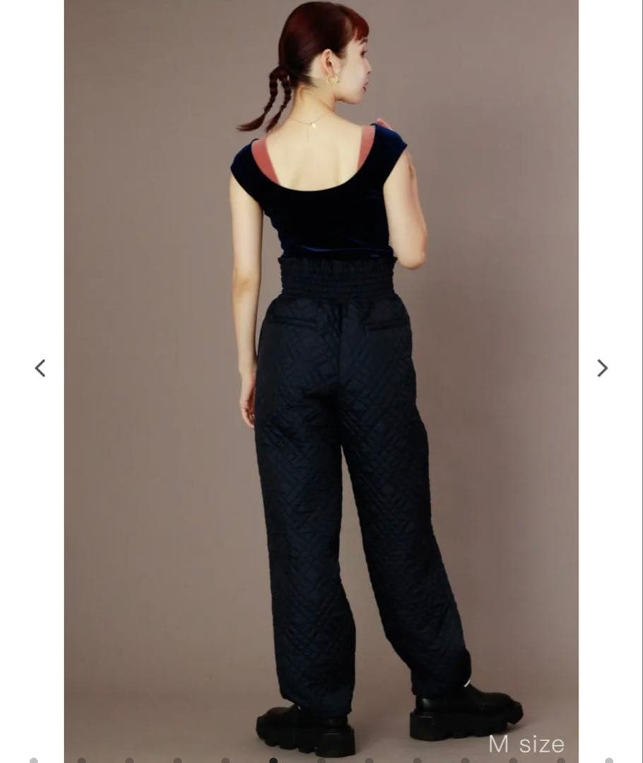 新品 お得 unoa ウノア パンツ ナイトブルー size M Quilted