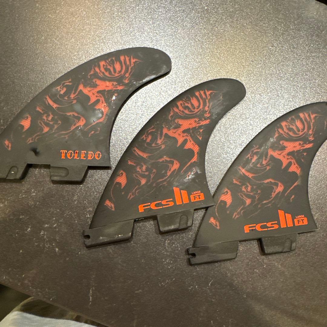 fcs2 フィリペトレド　トライ　フィン　Mサイズ