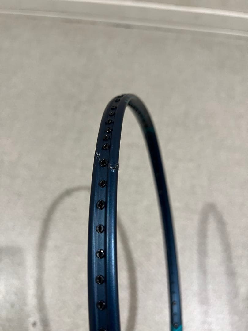 ラケット4本ヒビあり1本ヒビなし