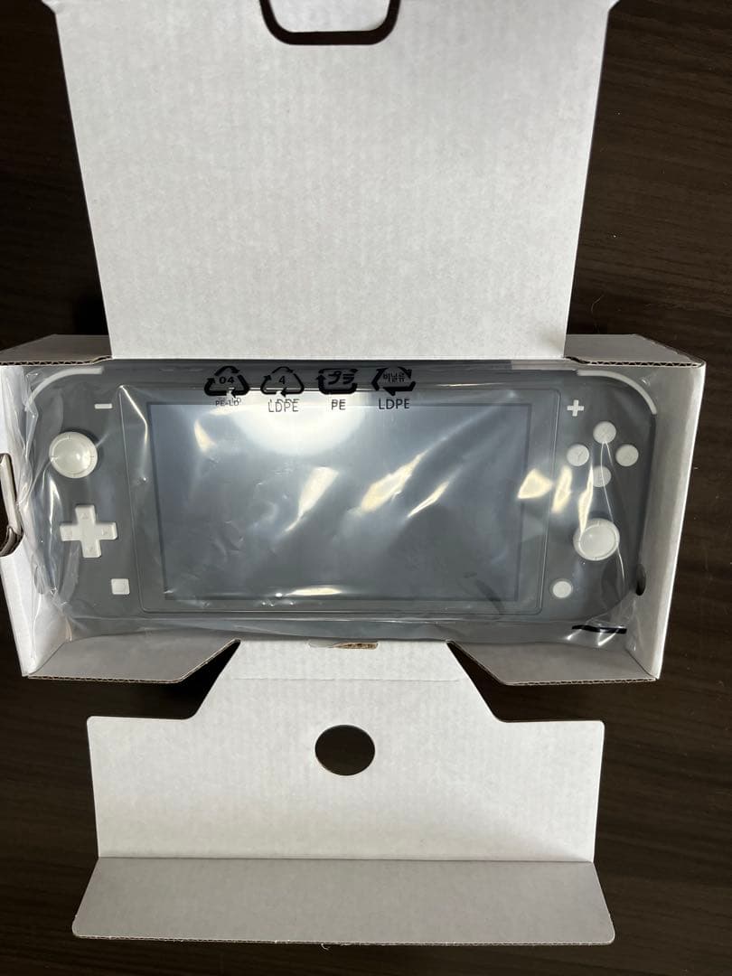 Nintendo Switch Lite グレー 本体とゲームソフト