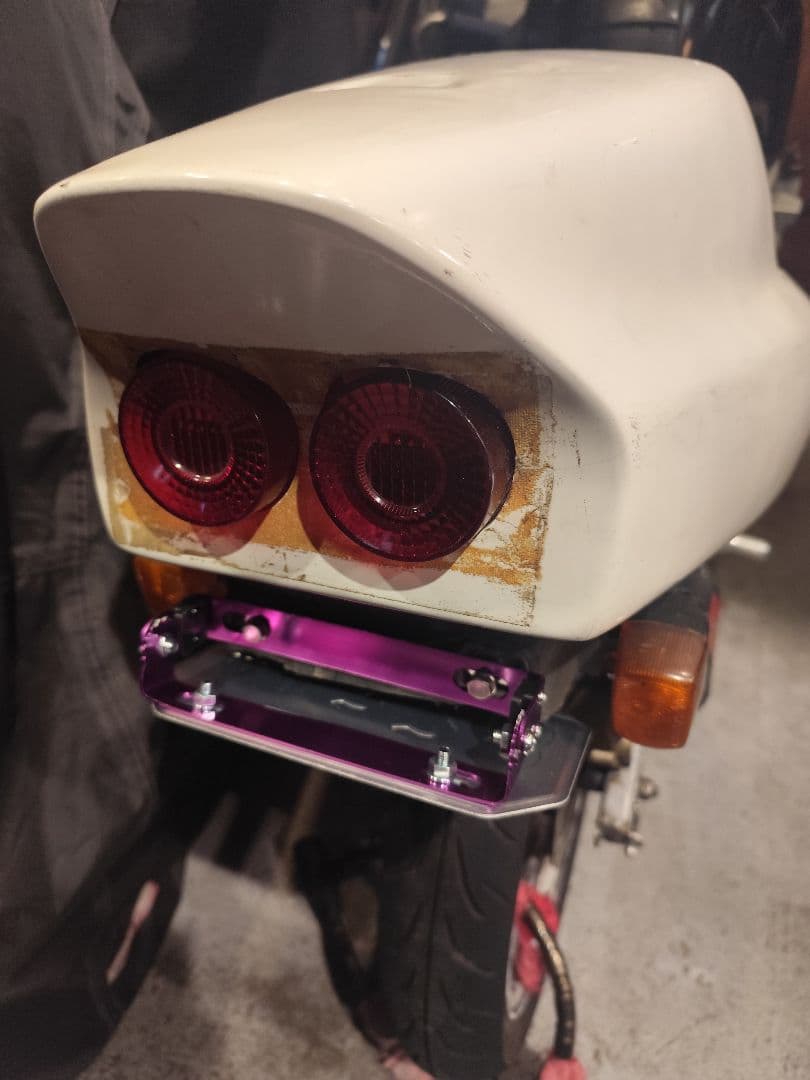 コーラ飲んでます