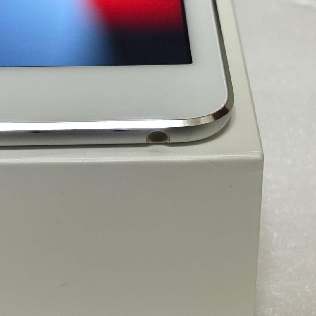 【未使用に近い】iPad mini 4 Wi-Fi 128GB 第四世代