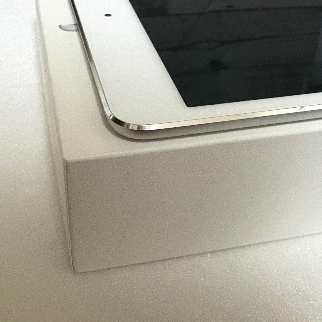 【未使用に近い】iPad mini 4 Wi-Fi 128GB 第四世代