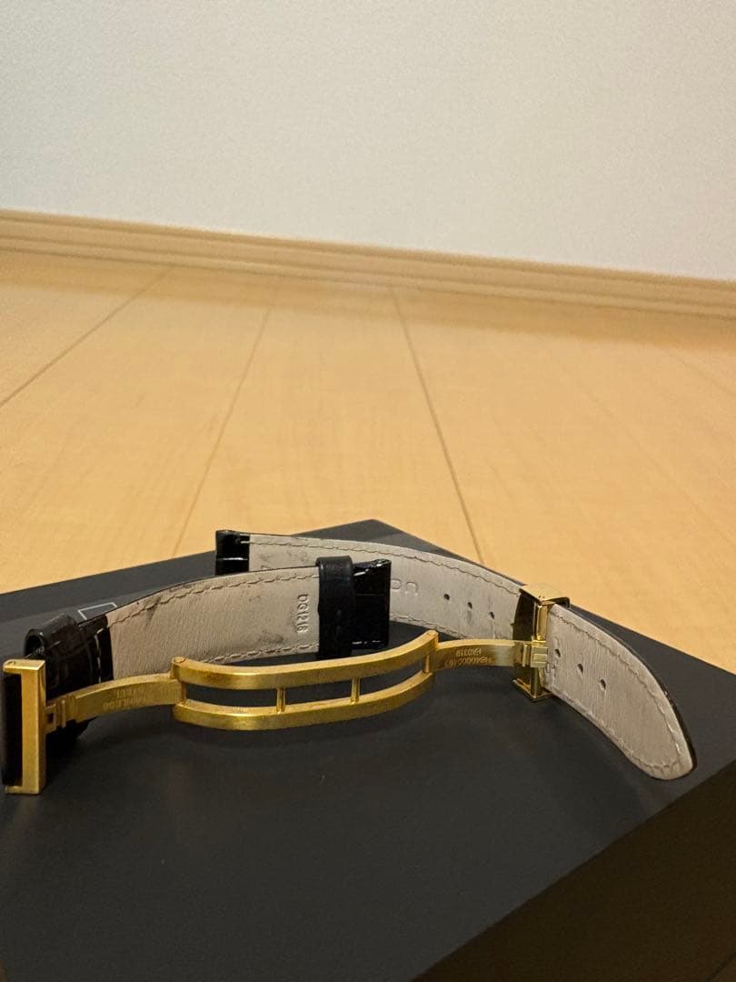 ★HAMILTON★ベンチュラ純正/クロコダイル型押しベルト(ゴールド)