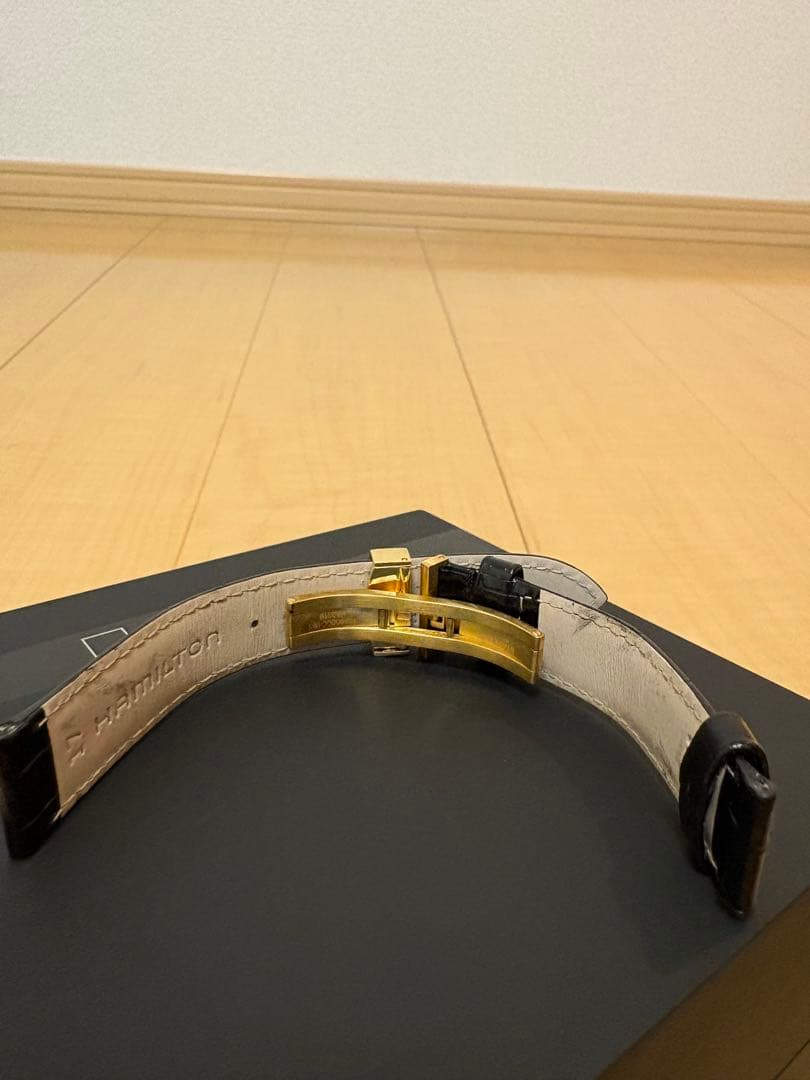★HAMILTON★ベンチュラ純正/クロコダイル型押しベルト(ゴールド)