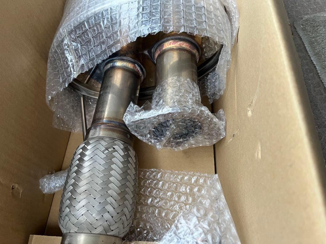 美品　日産エルグランド　E51用　フジツボ　センターパイプフォーワゴリス