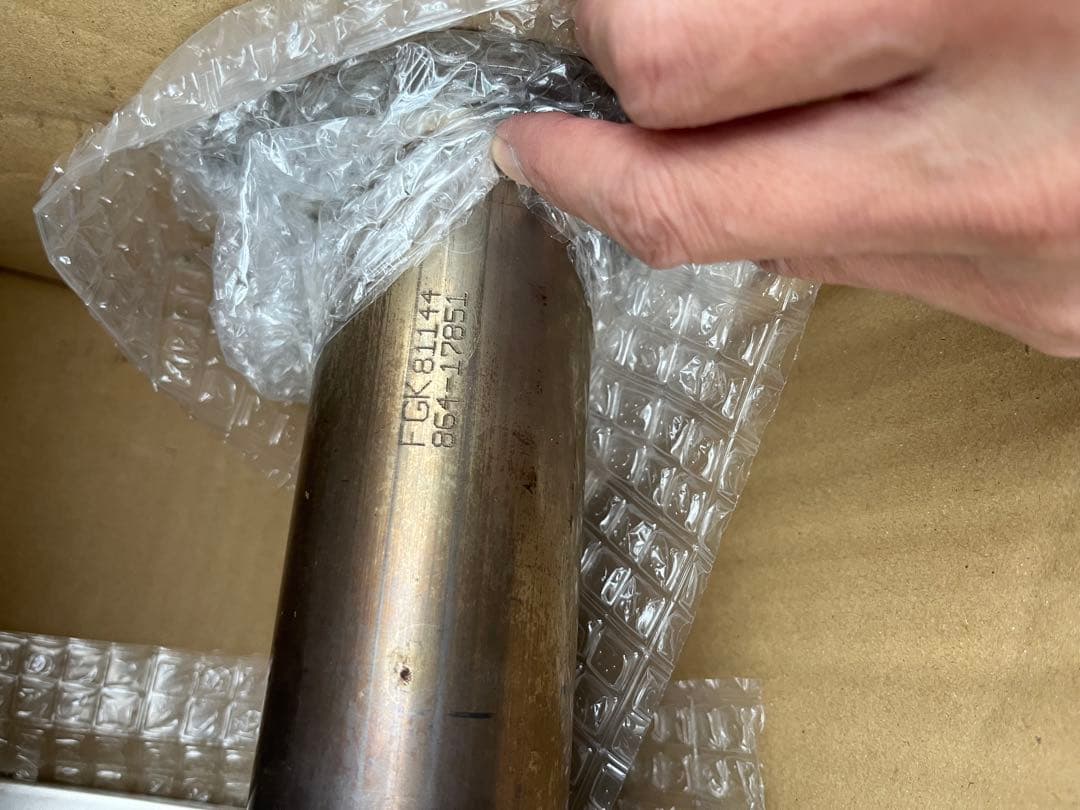 美品　日産エルグランド　E51用　フジツボ　センターパイプフォーワゴリス