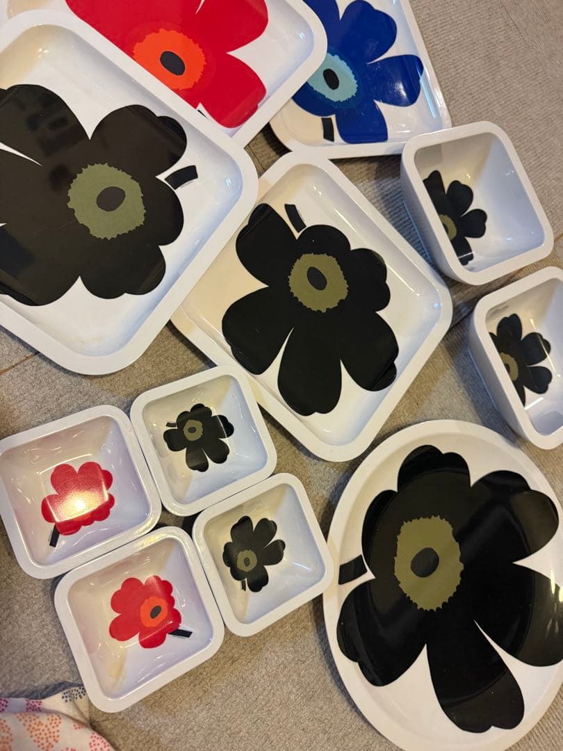 マリメッコ　食器セット売り