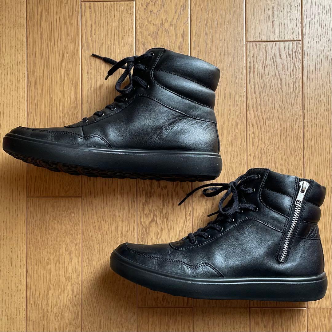 アキレスソルボ 黒 ハイカット スニーカー 24.5センチ