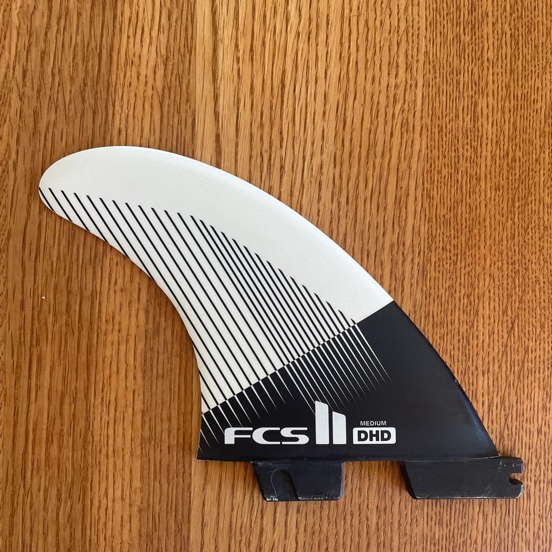FCS II DHD サーフボードフィン 3枚セット　Mサイズ　ミディアム