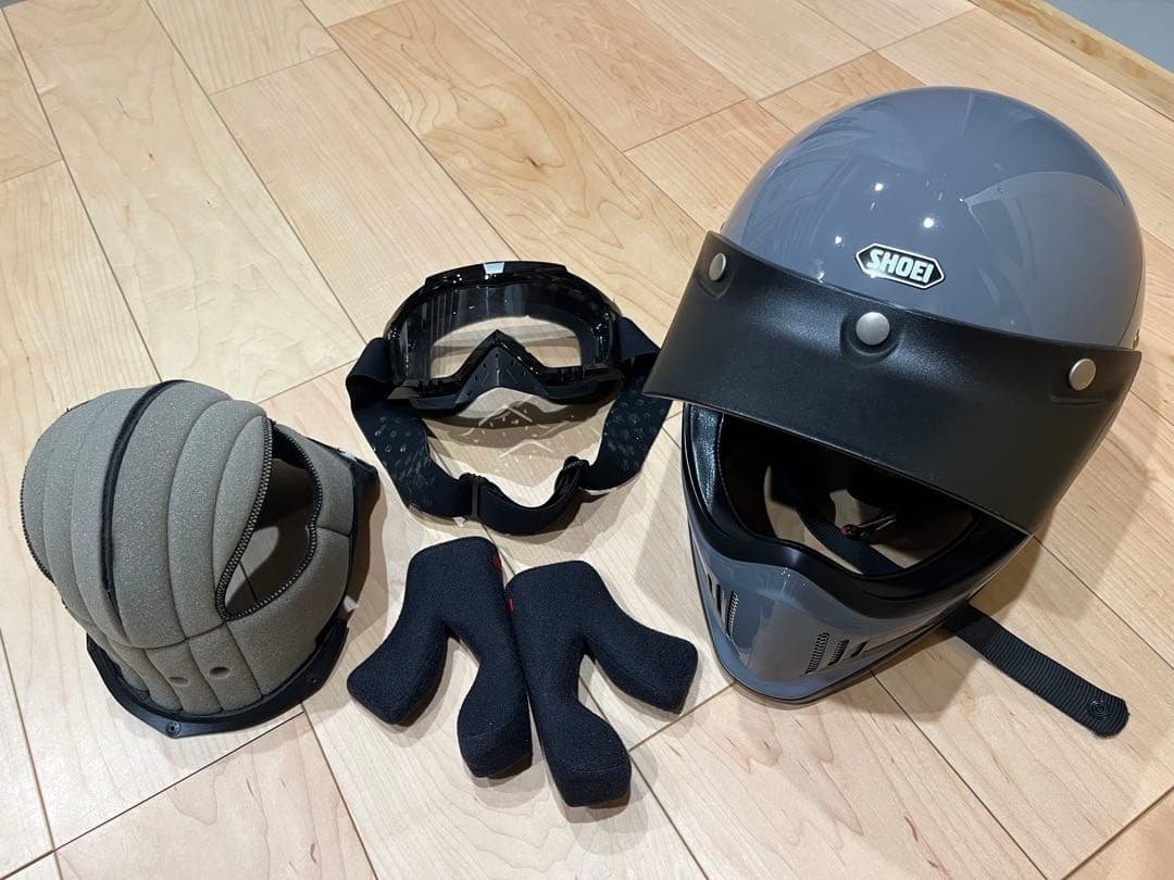 値下げ_SHOEI EX-ZEROヘルメット_ Ｍサイズ_内装クリーニング済み
