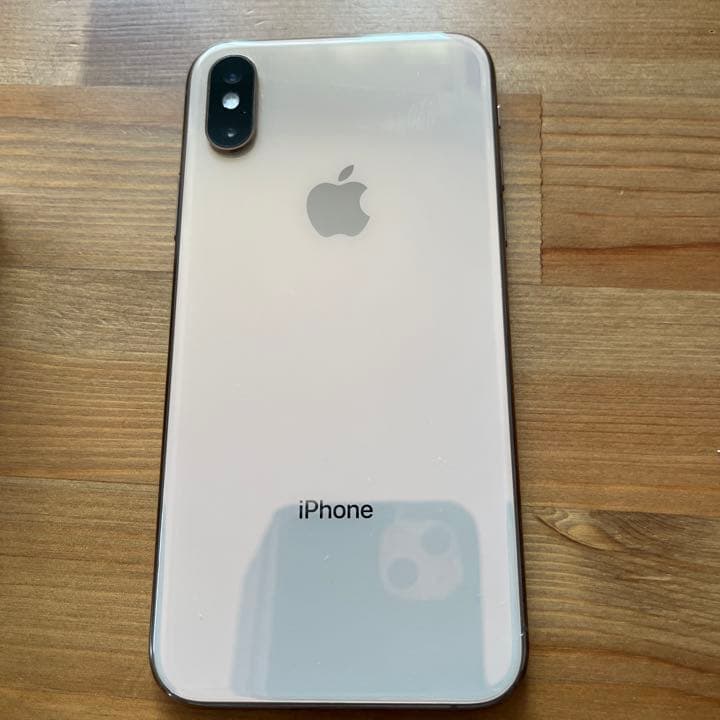 iPhoneXs256GB SIMフリー
