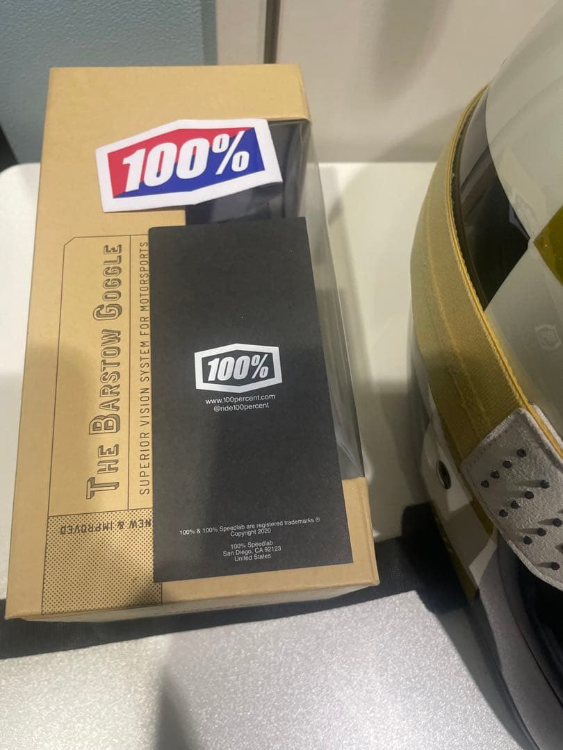 1/25まで　BELL moto3 At wyld ➕100% Barstow