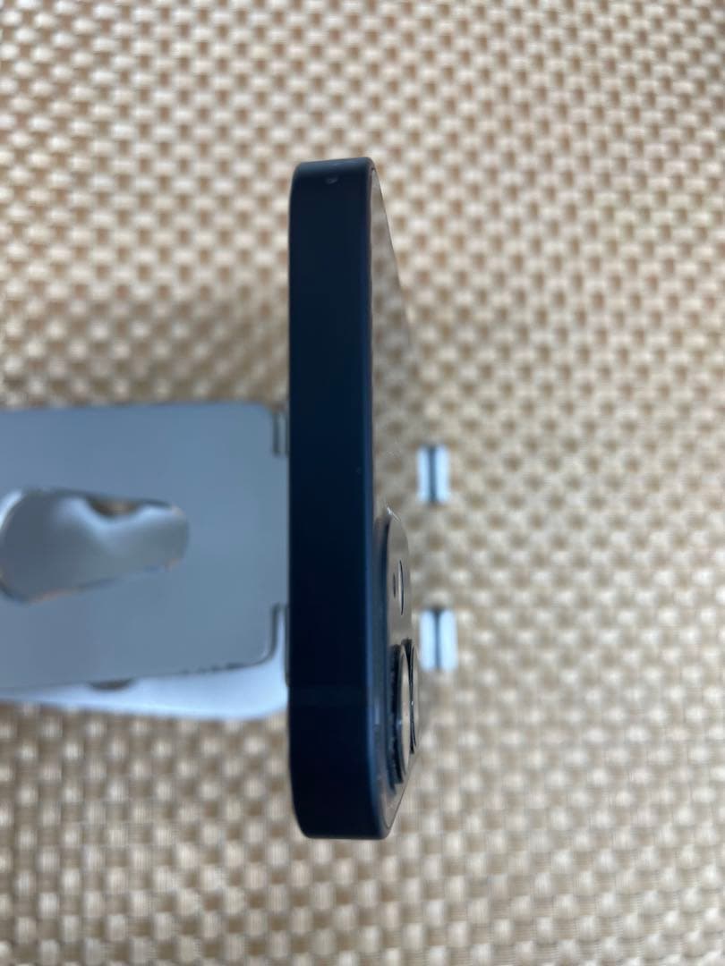 iPhone 12 mini 64 GBブラックSIMフリー【6312】