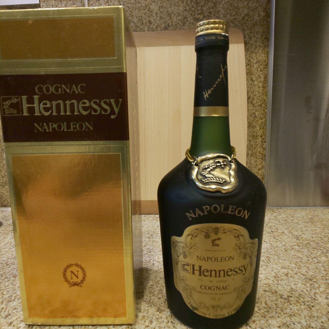 ヘネシーナポレオン 貴重ブラスドール 古酒、700ml未開栓