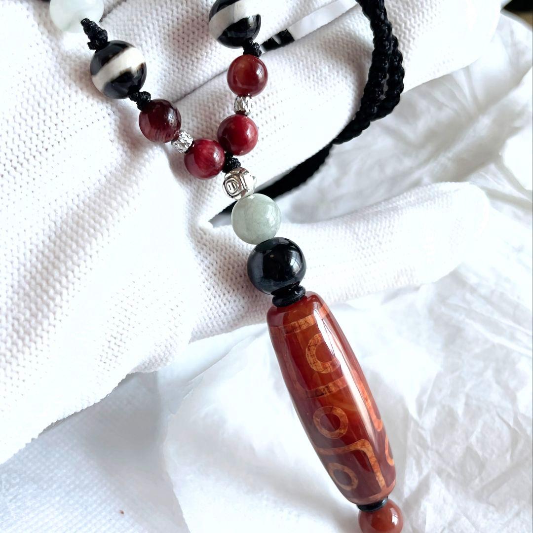 「龍紋 老礦 九眼天珠 薬師珠」赤天珠 天然石 御守り ネックレス 黒北投石