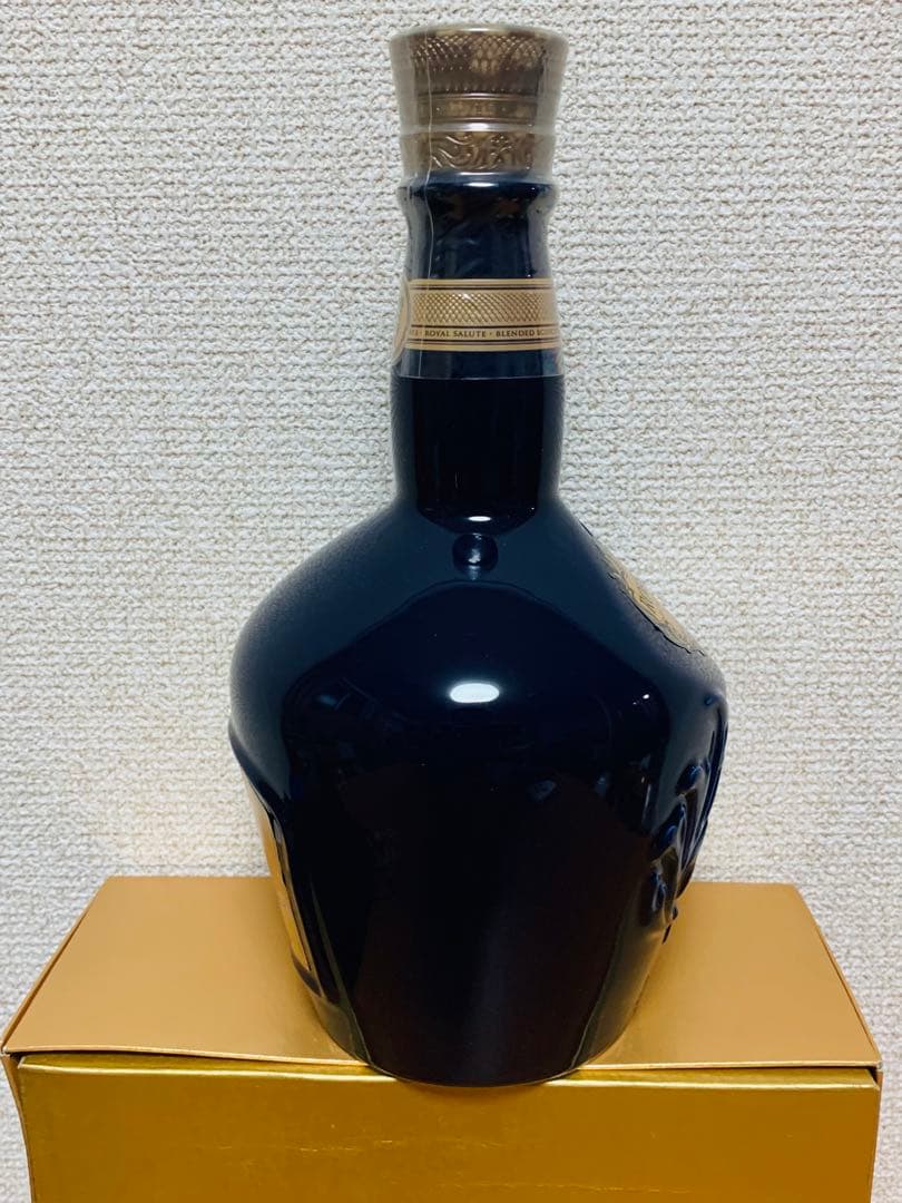 シーバス ロイヤルサルート 21 年ウイスキーの新品、未開封ボトル 700ml
