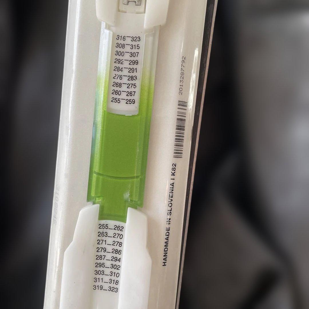 スキー板 エラン　軽量型　146センチ　グリーン ホワイト ビンディングつき