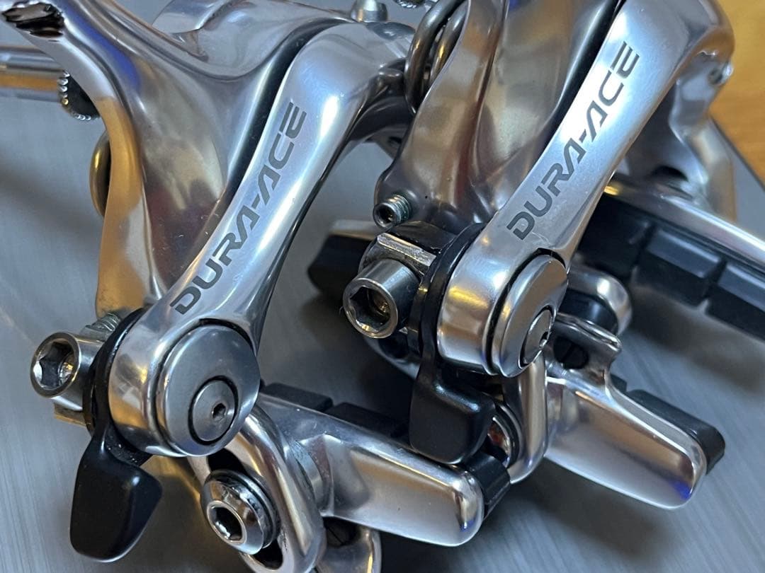 DURA-ACE BR-7800キャリパーブレーキ