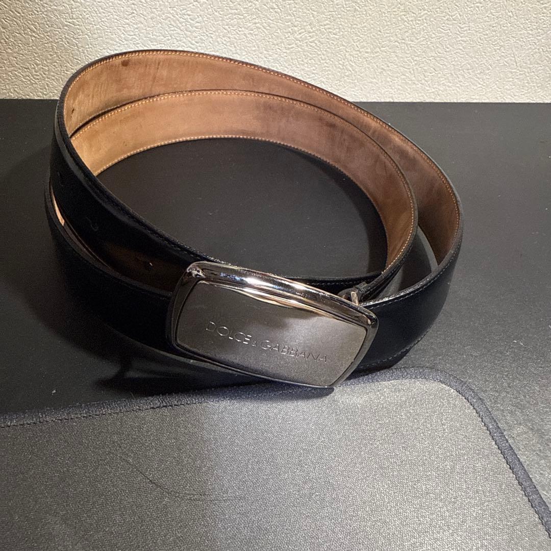 【美品】DOLCE & GABBANA ブラックレザーベルト