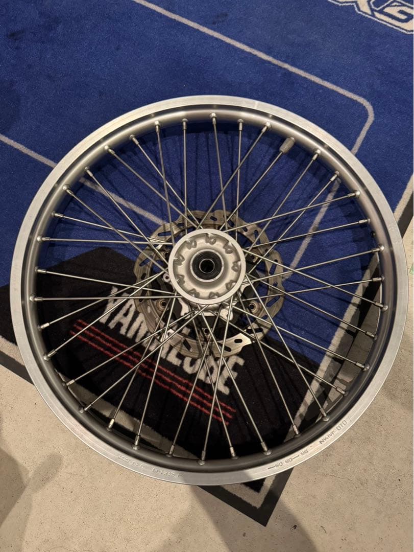 WR250R フロントホイール