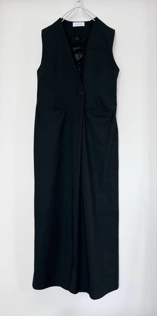 アダムエロペ ADAM ET ROPÉ ロンパース 黒 23SS オールインワン