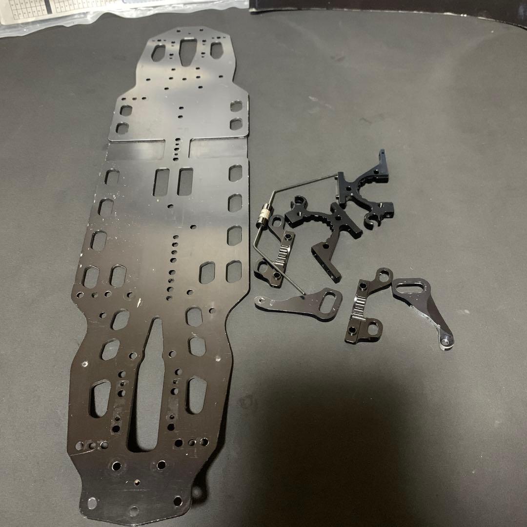 XRAY X4 2023 カーボンシャーシ&アルミシャーシ　今日16時まで値下げ