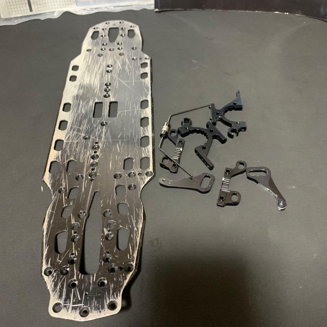 XRAY X4 2023 カーボンシャーシ&アルミシャーシ　今日16時まで値下げ