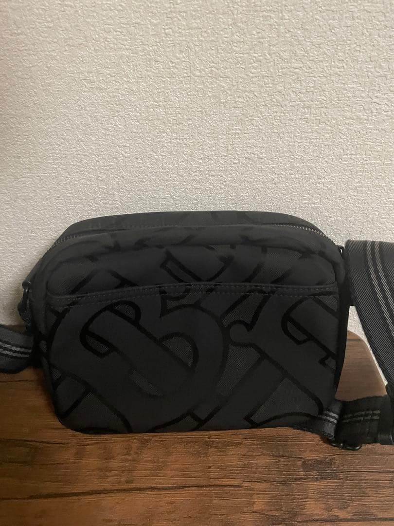 Burberry ショルダーバッグ