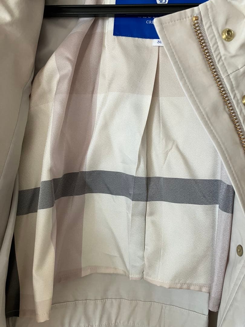 ブルーレーベルクレストブリッジベージュ フード付きロングコート新品