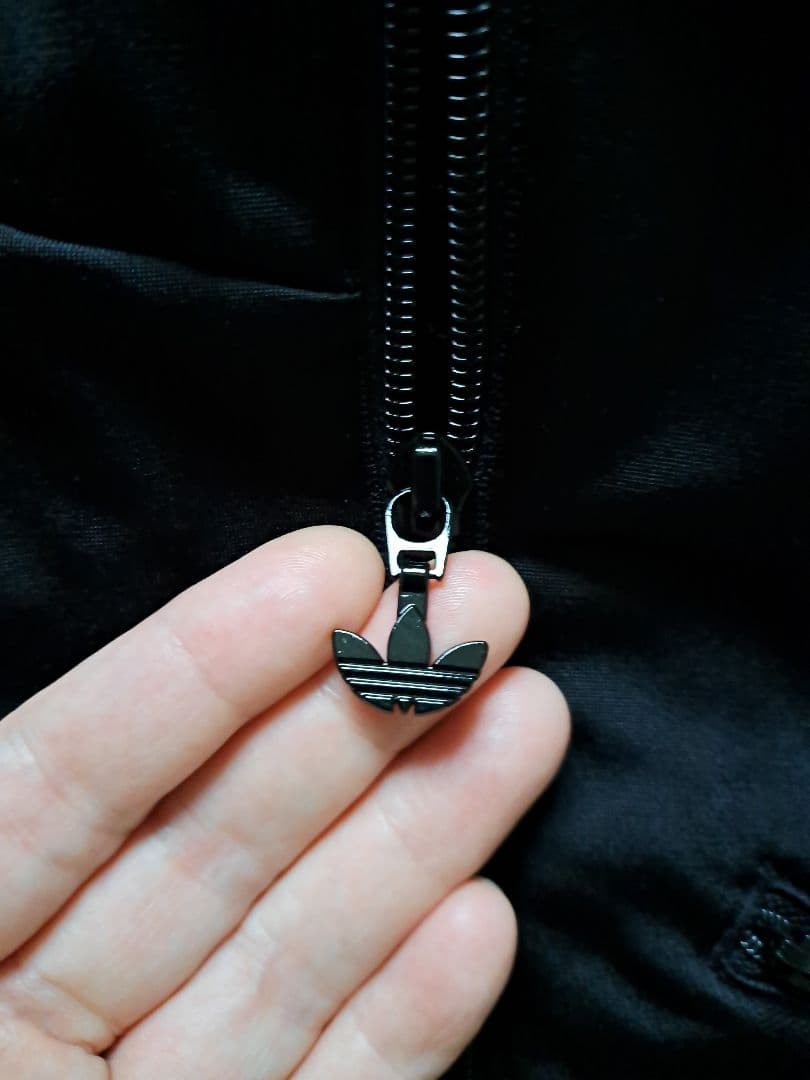 新品タグ付き★アディダスxダニエルカタリトラックジャケットLサイズ黒