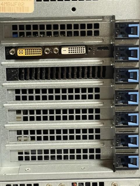 Dell T3610 20スレッドCPU/メモリ32GB/SSD256G＋2TB