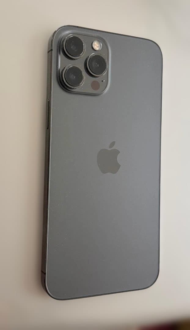 Apple iPhone 12 Pro Max バッテリー最大容量 88％