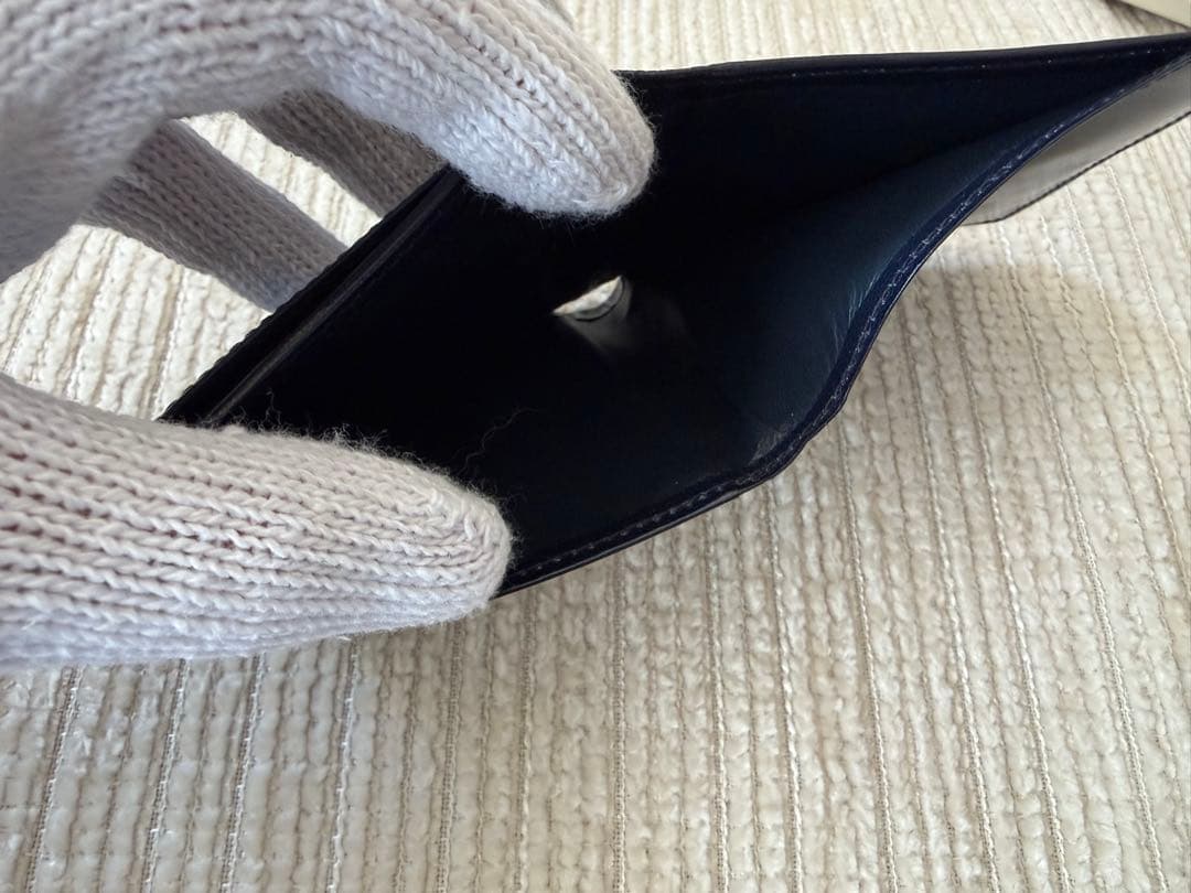 Cartier 2つ折財布　サファイアライン