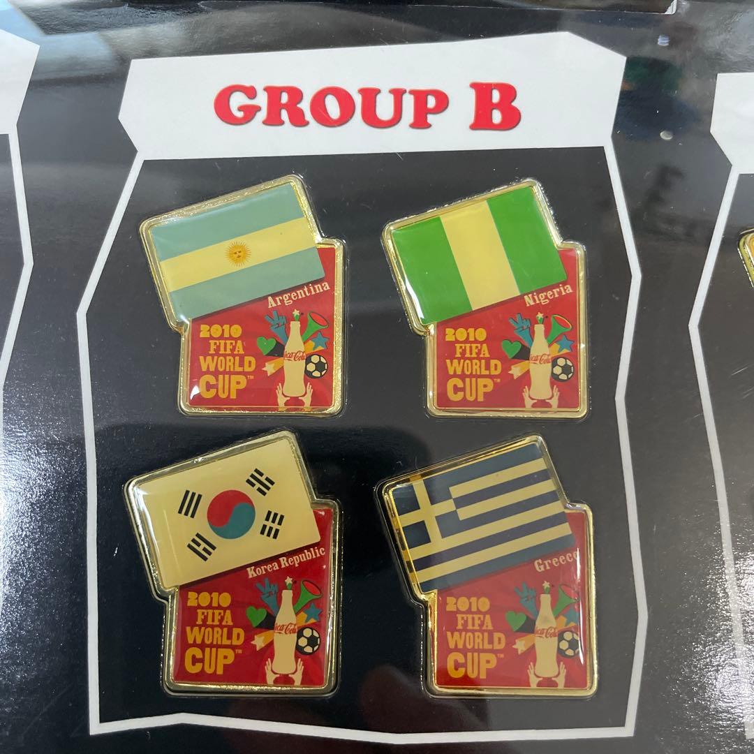 2010FIFA ワールドカップ出場国ピンズコレクション　コカコーラオリジナル